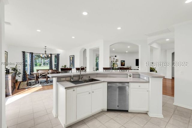 44 Hampton Cir, Bluffton, SC 29909