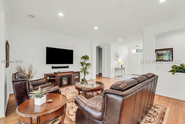 44 Hampton Cir, Bluffton, SC 29909