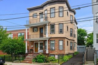 152 Glen St 2, Somerville, MA 02145