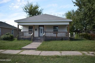 2128 S Moffet Avenue, Joplin, MO 64804