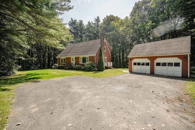 128 Barton Ave., Belchertown, MA 01007