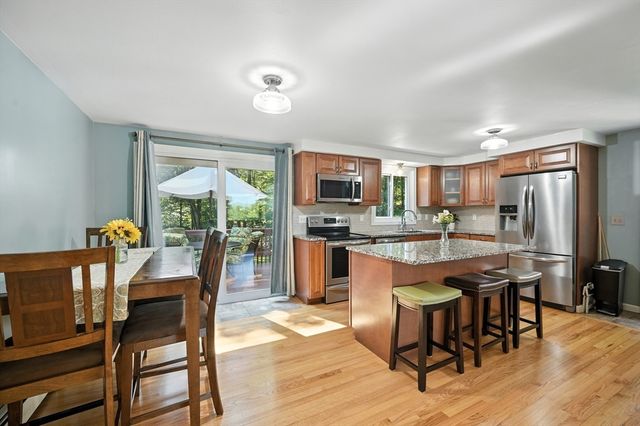 128 Barton Ave., Belchertown, MA 01007