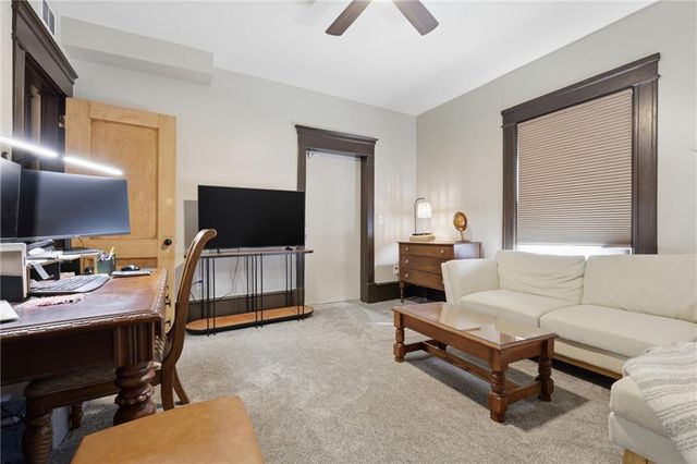 1217 E ARMOUR Boulevard, Kansas City, MO 64109