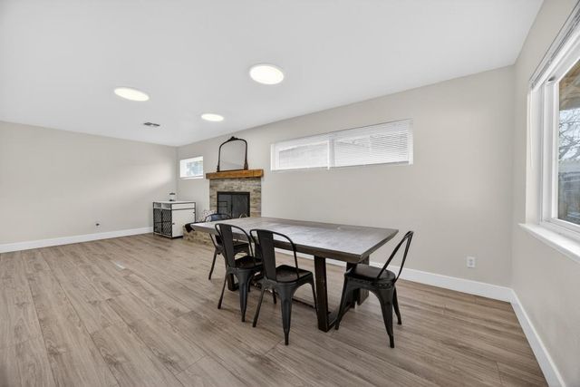 2005 Woodstock Way, Sacramento, CA 95825