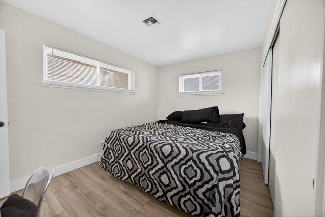 2005 Woodstock Way, Sacramento, CA 95825