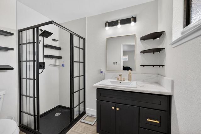 2005 Woodstock Way, Sacramento, CA 95825