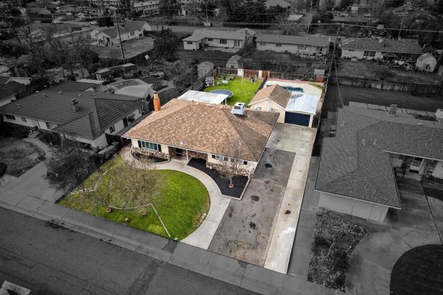 2005 Woodstock Way, Sacramento, CA 95825