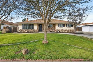 2005 Woodstock Way, Sacramento, CA 95825