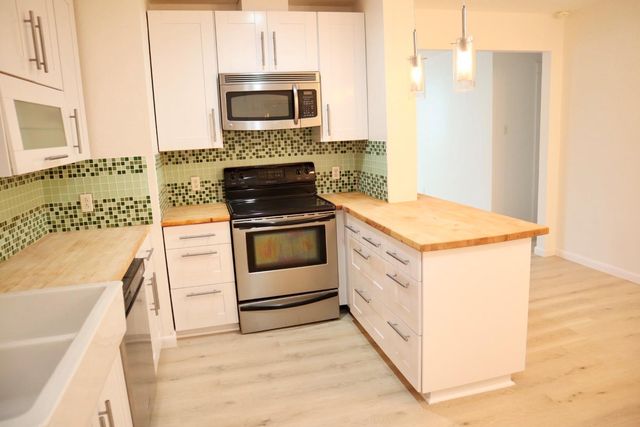 5903 Eureka DR, Austin, TX 78745