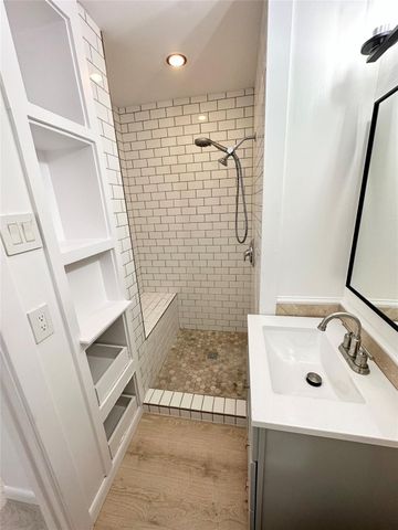 5903 Eureka DR, Austin, TX 78745