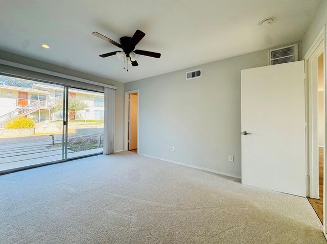 4616 W Lovers Lane 119, Dallas, TX 75209