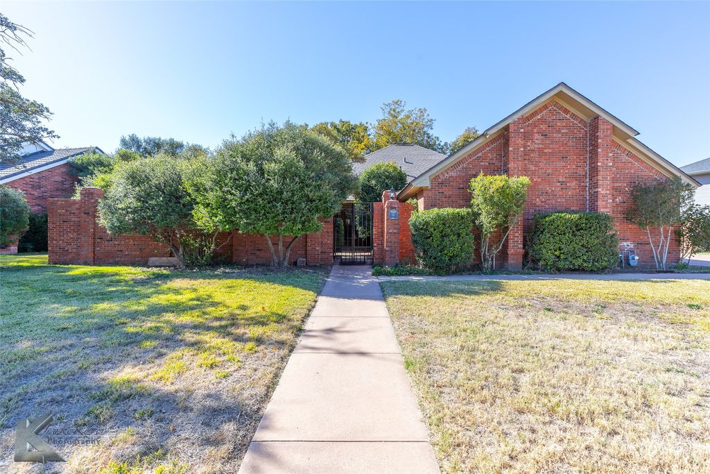 94 Glen Abbey Street, Abilene, TX 79606