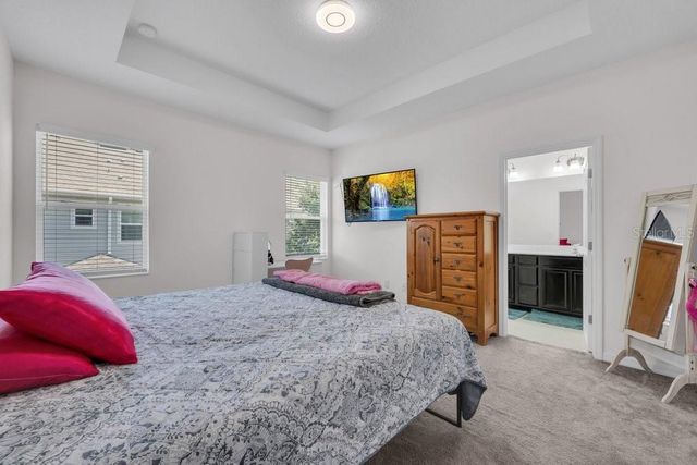 5730 SKYTOP LANE, Lithia, FL 33547