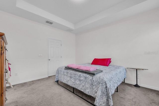 5730 SKYTOP LANE, Lithia, FL 33547