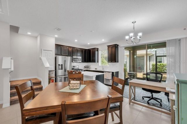 5730 SKYTOP LANE, Lithia, FL 33547