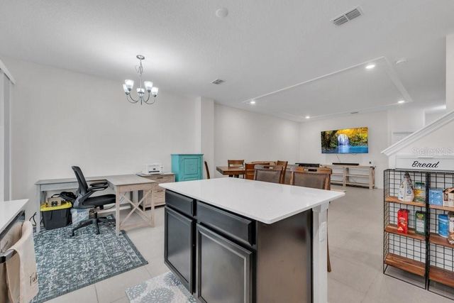 5730 SKYTOP LANE, Lithia, FL 33547