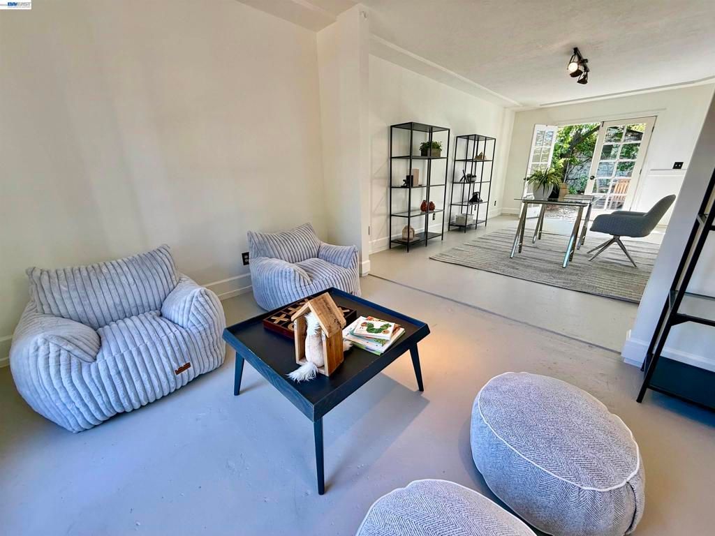 Image 80 of property listing at 580 S L St, Livermore, CA 94550