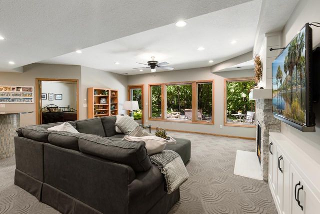 2934 Canyon Road, Chaska, MN 55318