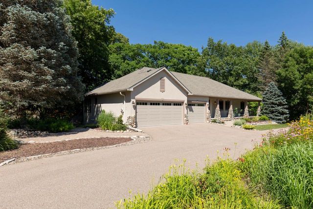 2934 Canyon Road, Chaska, MN 55318