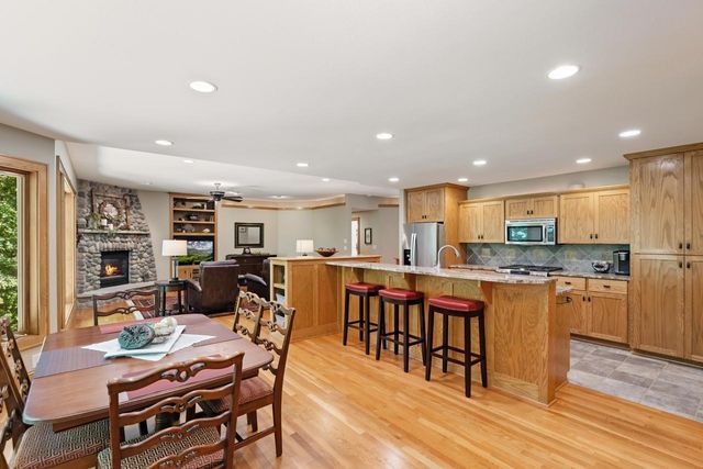 2934 Canyon Road, Chaska, MN 55318