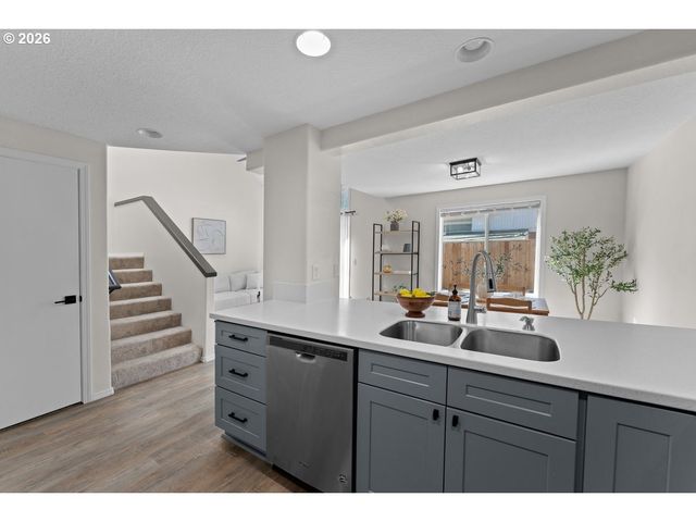 1167 Sw 183RD Pl, Beaverton, OR 97003