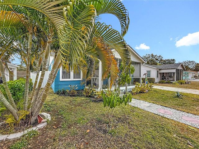 520 ROANOKE STREET, Dunedin, FL 34698