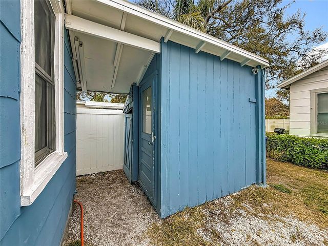 520 ROANOKE STREET, Dunedin, FL 34698