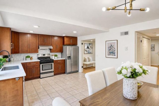 803 Beaver Creek Way, San Jose, CA 95133