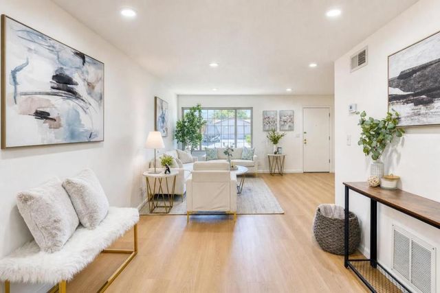 803 Beaver Creek Way, San Jose, CA 95133