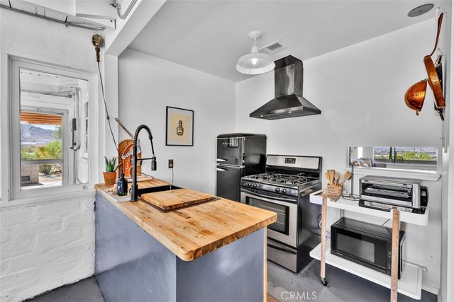 7648 Araby, 29 Palms, CA 92277