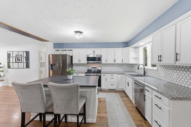 421 N Rose Hill Rd, Rose Hill, KS 67133