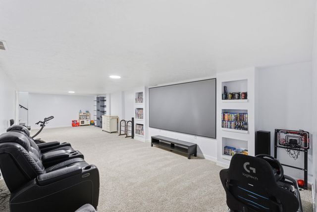 421 N Rose Hill Rd, Rose Hill, KS 67133