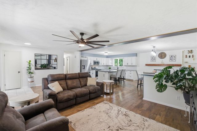 421 N Rose Hill Rd, Rose Hill, KS 67133