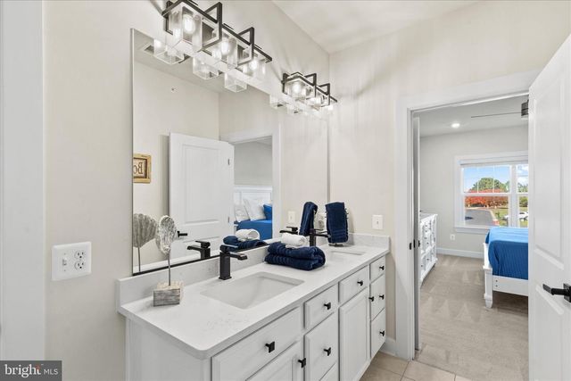 12377 HIDDEN BAY DR, Berlin, MD 21811