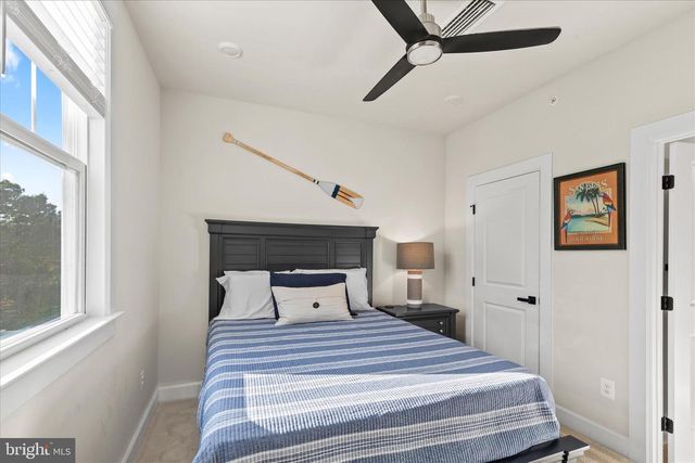 12377 HIDDEN BAY DR, Berlin, MD 21811