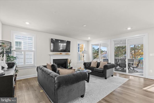 12377 HIDDEN BAY DR, Berlin, MD 21811