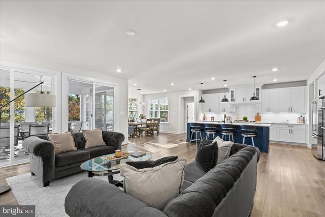 12377 HIDDEN BAY DR, Berlin, MD 21811