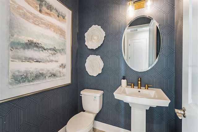 1673 LUGANO CIRCLE, Nokomis, FL 34275