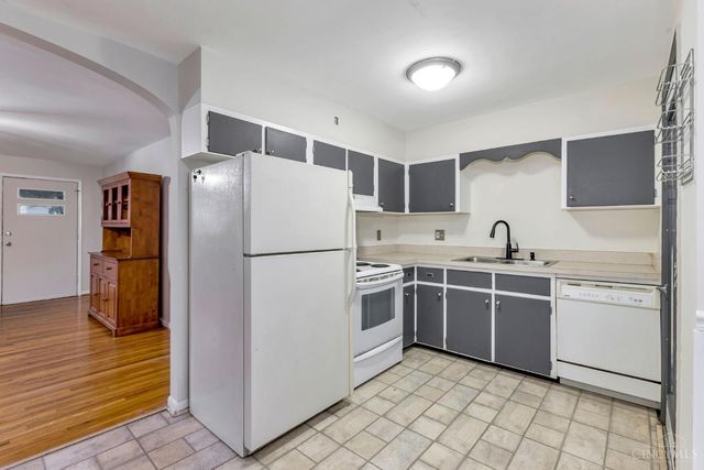 1375 Washington Circle, Anderson Twp, OH 45255