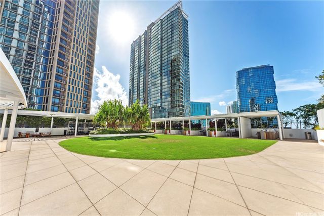 1000 Auahi Street 633, Honolulu, HI 96814