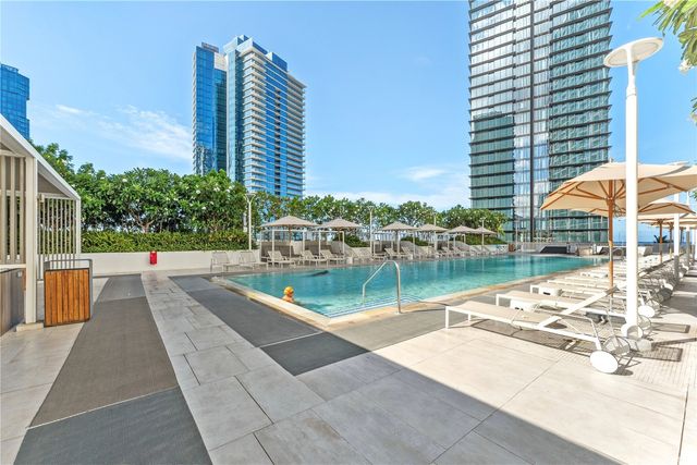 1000 Auahi Street 633, Honolulu, HI 96814