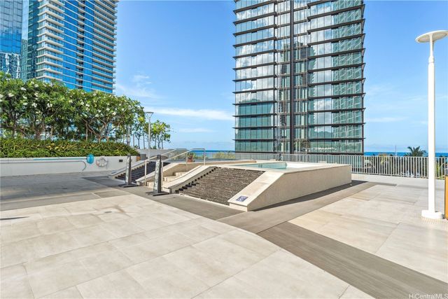1000 Auahi Street 633, Honolulu, HI 96814