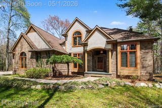 4927 Nature View Court, Genoa Township, MI 48843