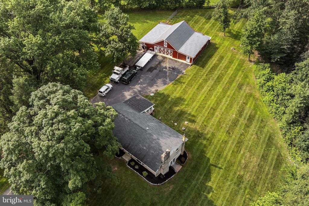514 W 28TH DIVISION HWY, Lititz, PA 17543