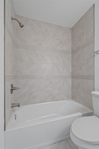 6409 Burns ST 304, Austin, TX 78752