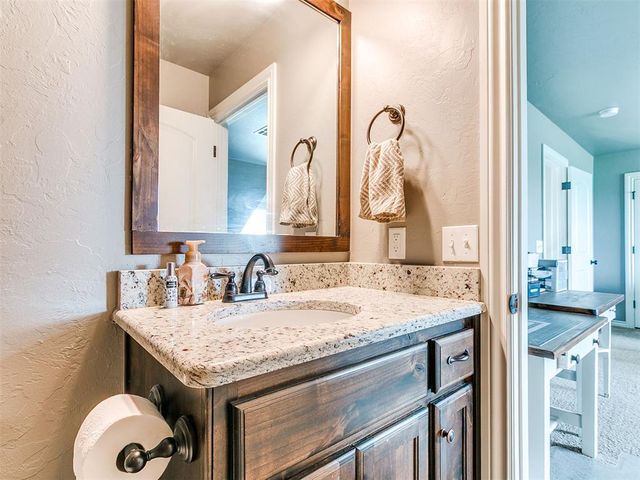 31631 Boomer Avenue, Norman, OK 73072