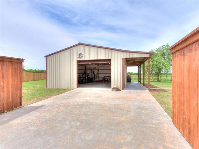 31631 Boomer Avenue, Norman, OK 73072