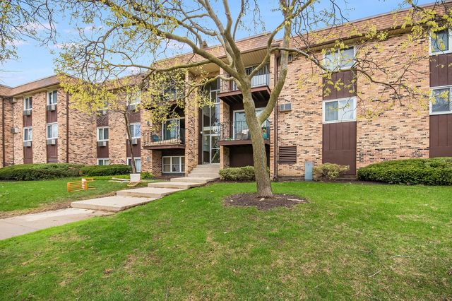 705 Heritage Drive 312, Hoffman Estates, IL 60169