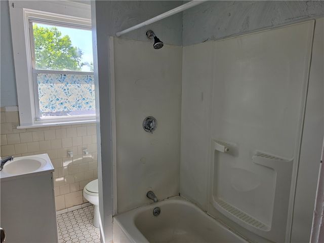 112 Bernon Street, Providence, RI 02908
