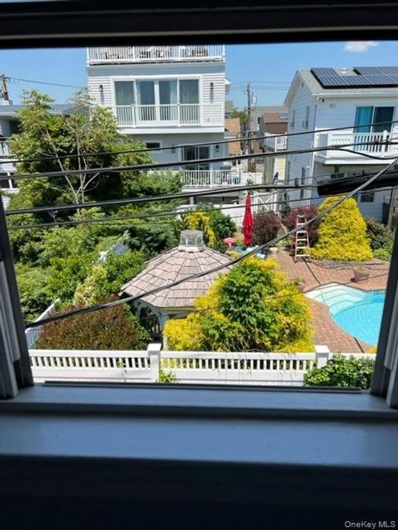 833 oceanfront 1N, Long Beach, NY 11561